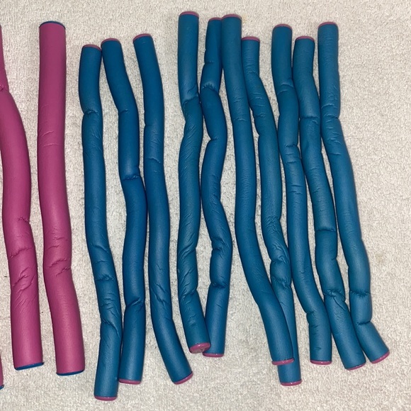 Twist foam curlers package of 18 2 sizes blue & Pink hair accessories curls - Picture 7 of 8